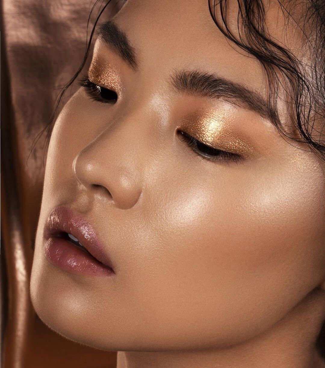 Tianyu Zhou headshot 4